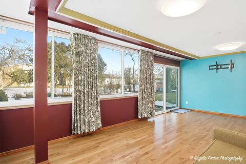 Tiny photo for 1913 Rancho Lane, Des Plaines, IL 60016 (MLS # 12564945)