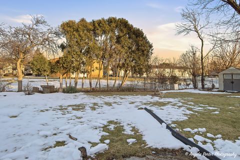 Tiny photo for 1913 Rancho Lane, Des Plaines, IL 60016 (MLS # 12564945)