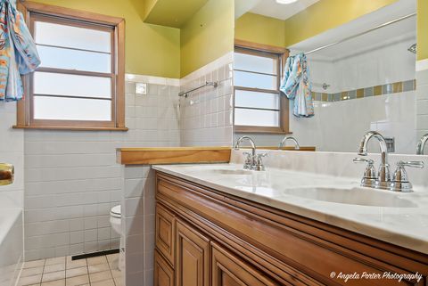 Tiny photo for 1913 Rancho Lane, Des Plaines, IL 60016 (MLS # 12564945)