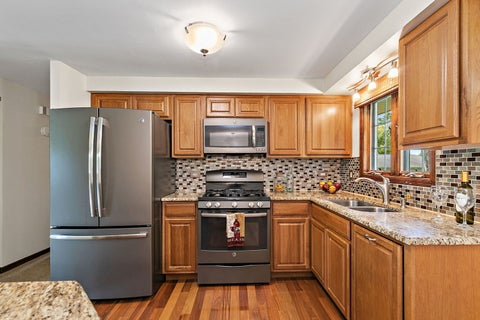 Tiny photo for 1804 Syracuse Lane, Schaumburg, IL 60193 (MLS # 12748977)