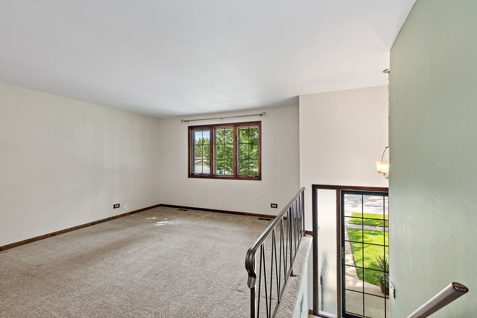 1804 Syracuse Lane