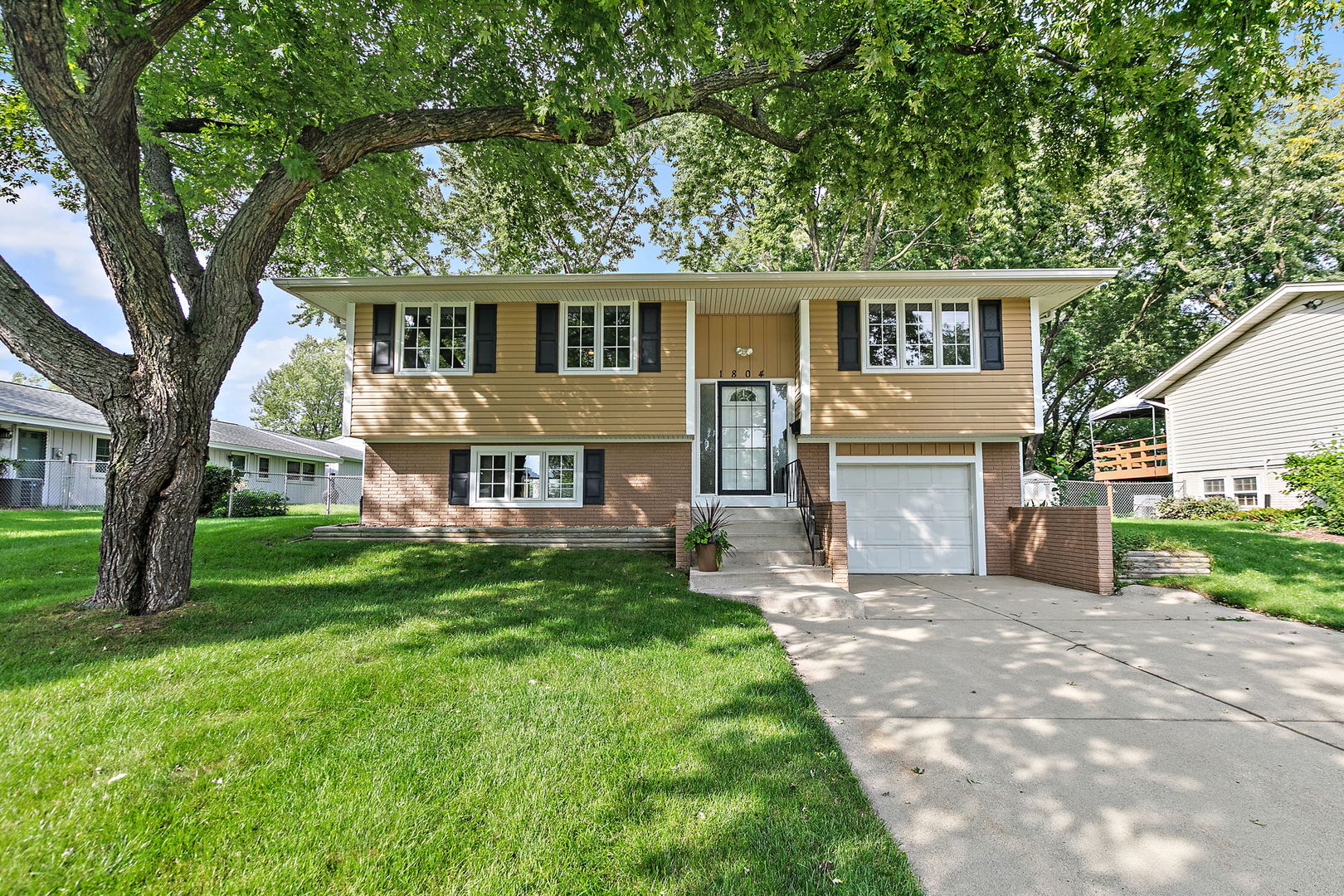 1804 Syracuse Lane