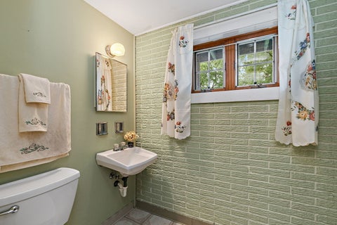 Tiny photo for 1804 Syracuse Lane, Schaumburg, IL 60193 (MLS # 12748977)
