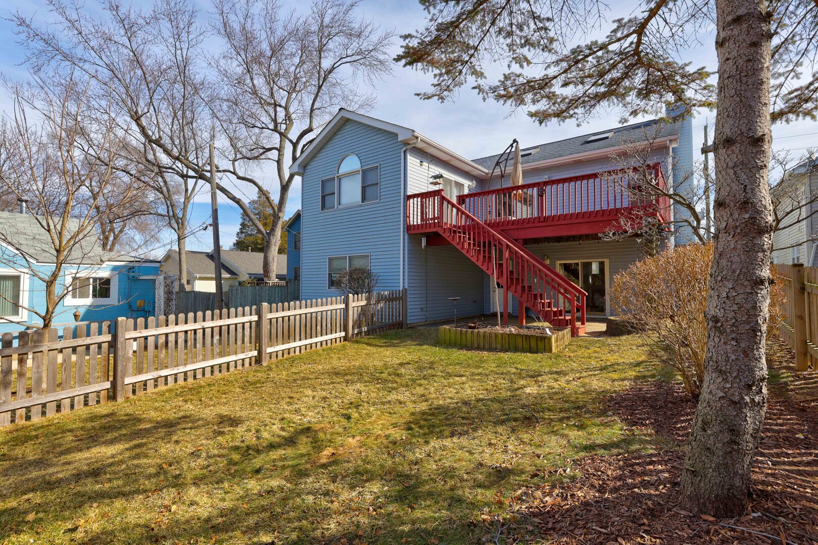 1017 Grand Boulevard