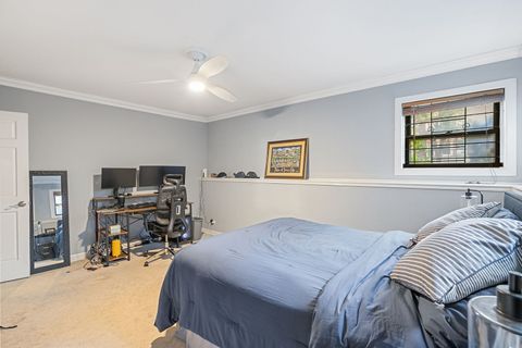 Tiny photo for 852 W Grace Street #T, Chicago, IL 60613 (MLS # 12467308)