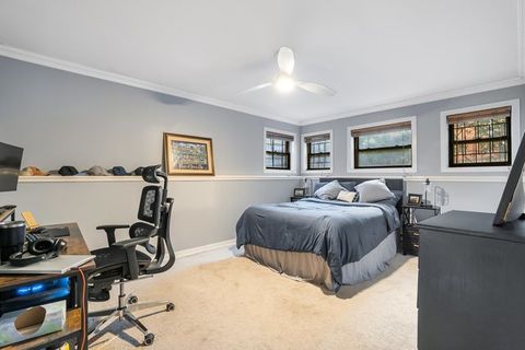 Tiny photo for 852 W Grace Street #T, Chicago, IL 60613 (MLS # 12467308)