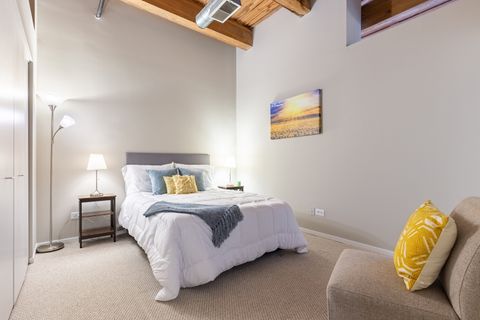 Tiny photo for 625 W Jackson Boulevard #402, Chicago, IL 60661 (MLS # 12614960)