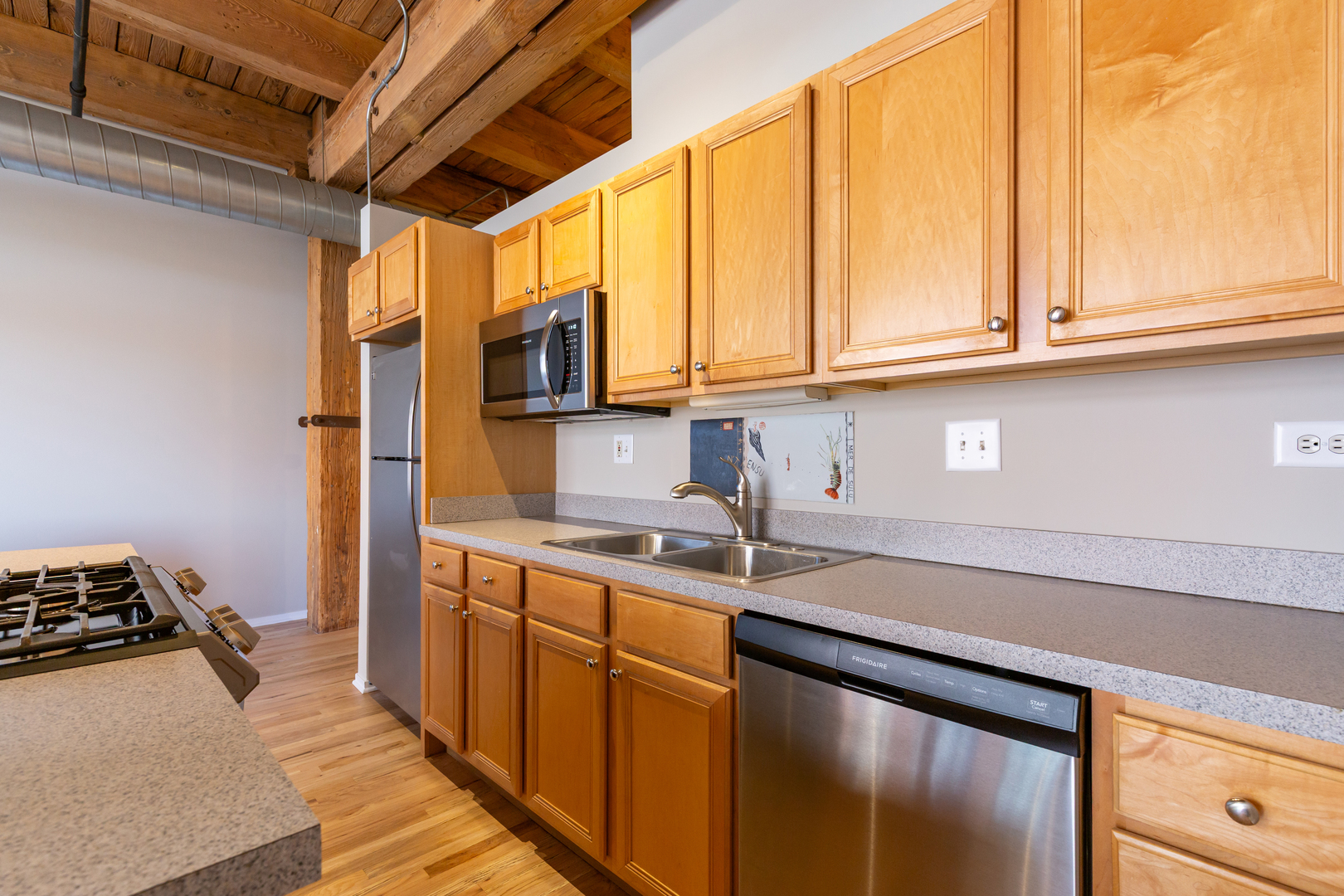 625 W Jackson Boulevard 402