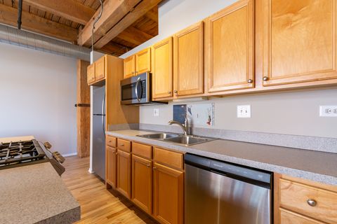 Tiny photo for 625 W Jackson Boulevard #402, Chicago, IL 60661 (MLS # 12614960)