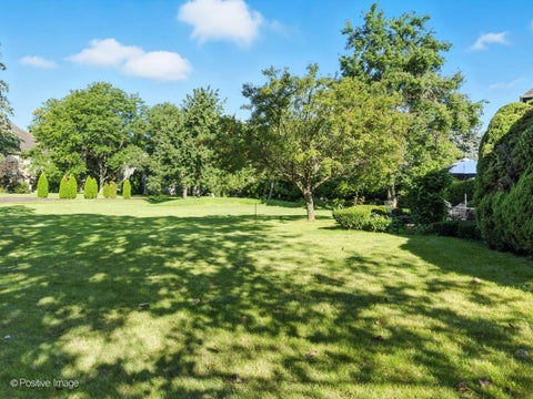 Tiny photo for 6024 Sedgley Court, Burr Ridge, IL 60527 (MLS # 12749649)