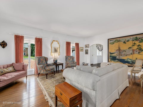 Tiny photo for 6024 Sedgley Court, Burr Ridge, IL 60527 (MLS # 12749649)