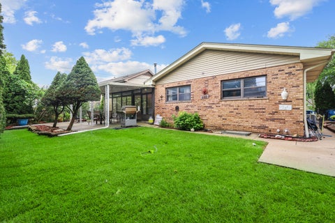 Tiny photo for 317 N Marcella Road, Mount Prospect, IL 60056 (MLS # 12746297)