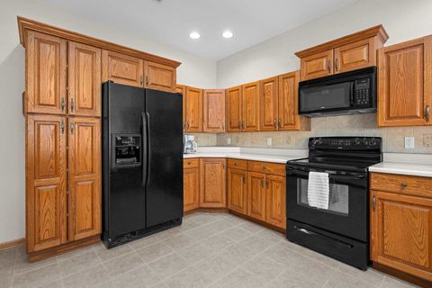 Tiny photo for 1005 2nd St Court, Moline, IL 61265 (MLS # 100000670)