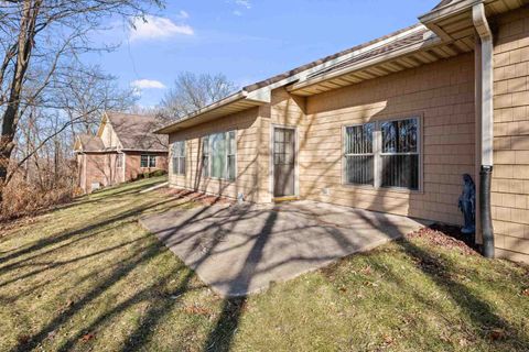 Tiny photo for 1005 2nd St Court, Moline, IL 61265 (MLS # 100000670)