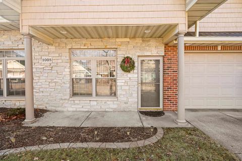 Tiny photo for 1005 2nd St Court, Moline, IL 61265 (MLS # 100000670)
