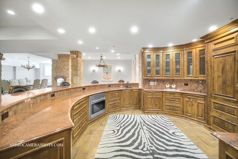 Tiny photo for 8 Brooke Lane, South Barrington, IL 60010 (MLS # 12441994)