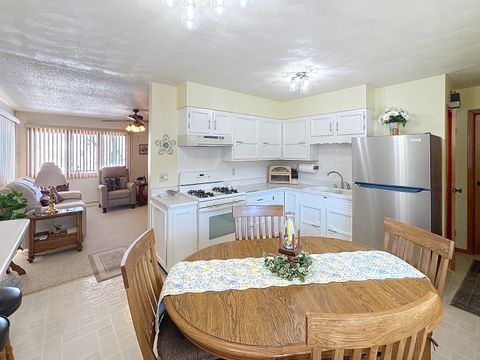 Tiny photo for 906 7th Street, Colona, IL 61241 (MLS # 12595590)