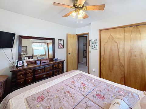 Tiny photo for 906 7th Street, Colona, IL 61241 (MLS # 12595590)