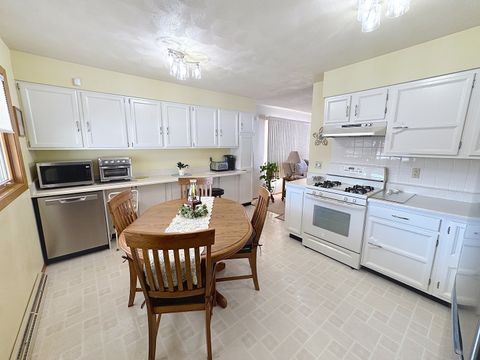 Tiny photo for 906 7th Street, Colona, IL 61241 (MLS # 12595590)