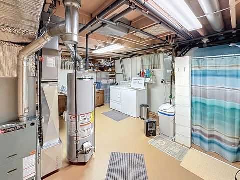 Tiny photo for 906 7th Street, Colona, IL 61241 (MLS # 12595590)