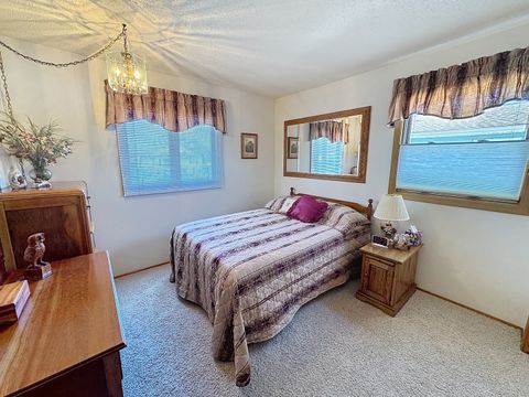 Tiny photo for 906 7th Street, Colona, IL 61241 (MLS # 12595590)