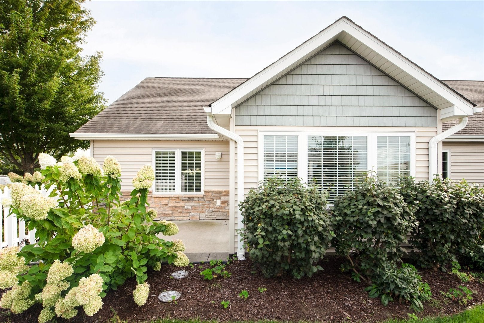 2035 Somerset Lane 2035