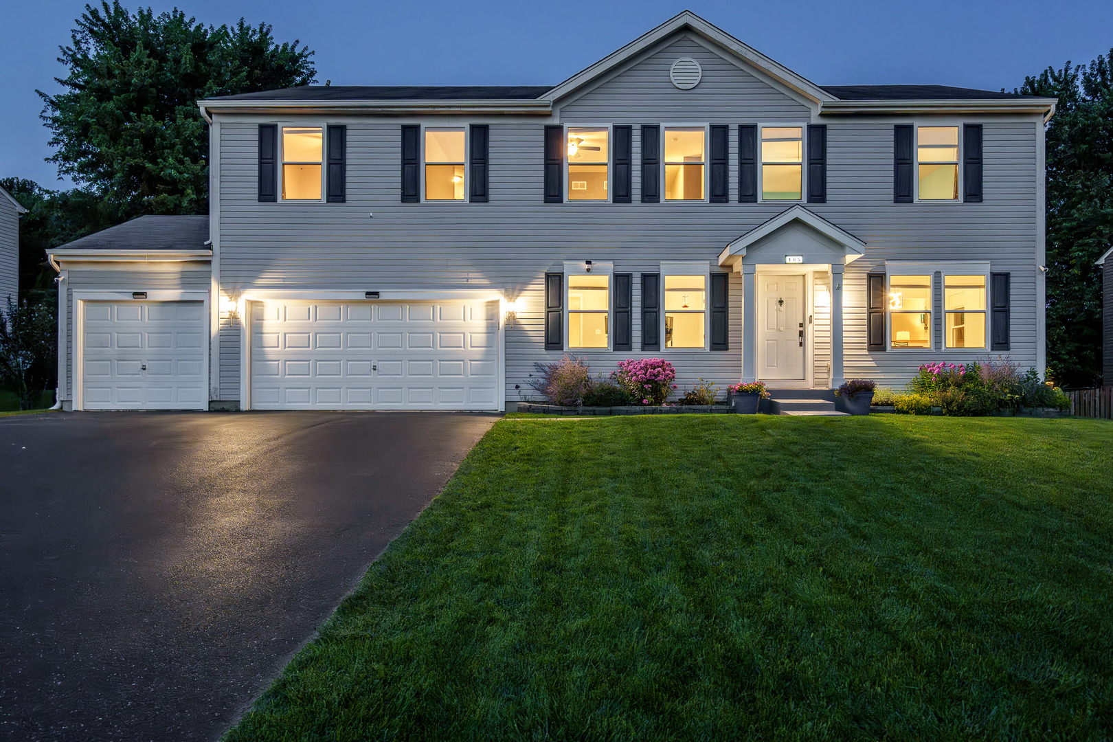 105 RIDGESTONE Trail