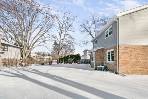 Tiny photo for 1124 187th Street, Homewood, IL 60430 (MLS # 12557230)