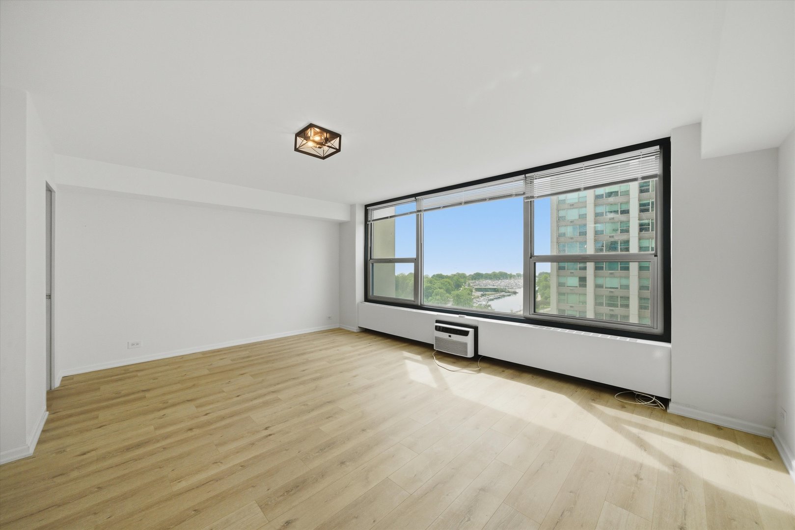 3600 N Lake Shore Drive 1217