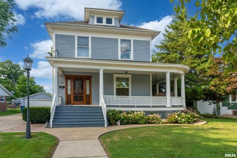 Tiny photo for 540 E MAIN Street, Duquoin, IL 62832 (MLS # EB459112)