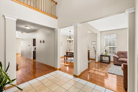 Tiny photo for 402 S Palmer Drive, Bolingbrook, IL 60490 (MLS # 12571696)