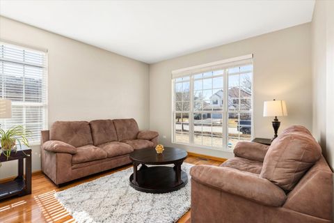 Tiny photo for 402 S Palmer Drive, Bolingbrook, IL 60490 (MLS # 12571696)