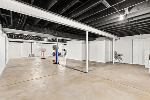 Tiny photo for 402 S Palmer Drive, Bolingbrook, IL 60490 (MLS # 12571696)