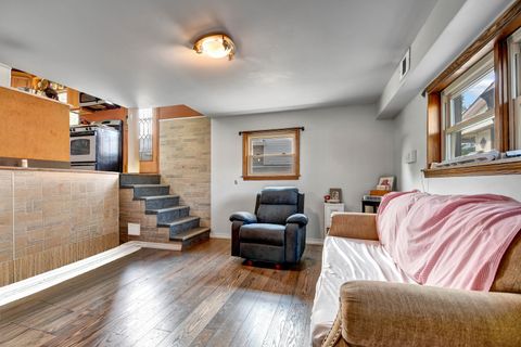 Tiny photo for 13533 Short Drive, Crestwood, IL 60418 (MLS # 12500307)