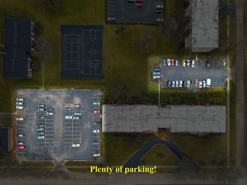 Tiny photo for 2315 E Olive Street #2B, Arlington Heights, IL 60004 (MLS # 12545111)