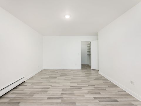 Tiny photo for 2315 E Olive Street #2B, Arlington Heights, IL 60004 (MLS # 12545111)