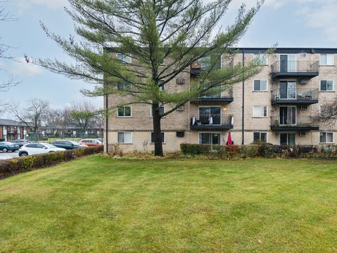Tiny photo for 2315 E Olive Street #2B, Arlington Heights, IL 60004 (MLS # 12545111)