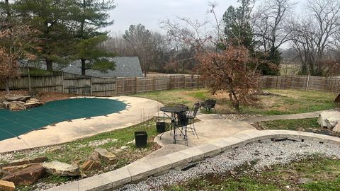 Tiny photo for 601 N 6th Street, Vienna, IL 62995 (MLS # 100000065)