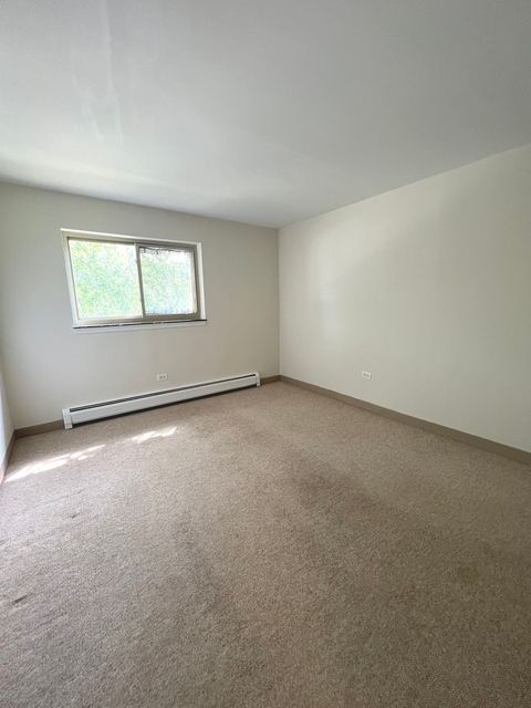 Tiny photo for 565 Fairway View Drive #2L, Wheeling, IL 60090 (MLS # 12429005)