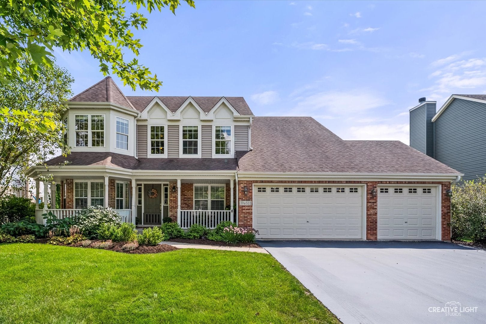 39W511 S Hyde Park