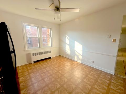 Tiny photo for 6557 N California Avenue #2S, Chicago, IL 60645 (MLS # 12578731)