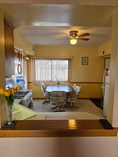 Tiny photo for 7902 NAGLE Avenue #2S, Burbank, IL 60459 (MLS # 12616204)