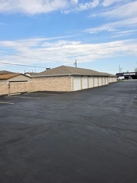 Tiny photo for 7902 NAGLE Avenue #2S, Burbank, IL 60459 (MLS # 12616204)