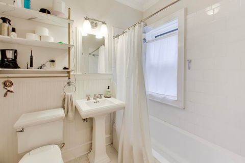 Tiny photo for 806 Forest Avenue #1, Evanston, IL 60202 (MLS # 12634608)