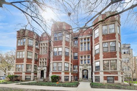Photo of 806 Forest Avenue #1, Evanston, IL 60202 (MLS # 12634608)