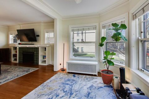 Tiny photo for 806 Forest Avenue #1, Evanston, IL 60202 (MLS # 12634608)