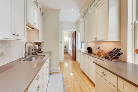 Tiny photo for 806 Forest Avenue #1, Evanston, IL 60202 (MLS # 12634608)