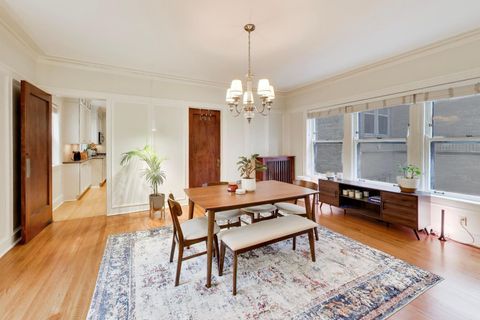 Tiny photo for 806 Forest Avenue #1, Evanston, IL 60202 (MLS # 12634608)