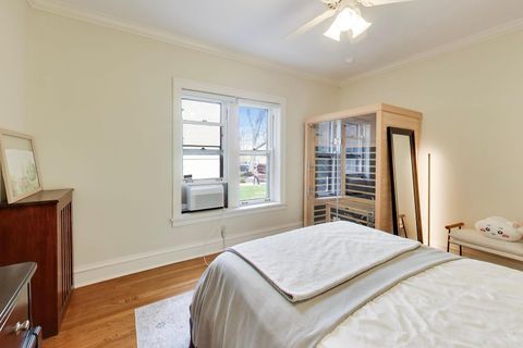Tiny photo for 806 Forest Avenue #1, Evanston, IL 60202 (MLS # 12634608)