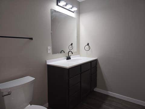 Tiny photo for 1005 Augusta Road, Carthage, IL 62321 (MLS # 100539017)